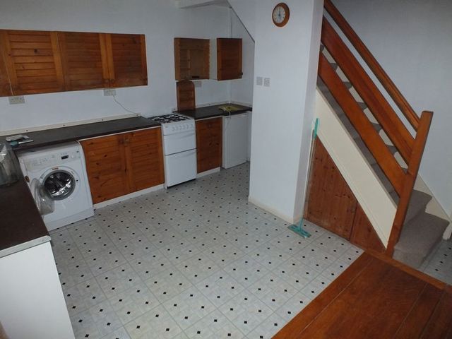  Image of 3 bedroom Semi-Detached house to rent in Lotus Avenue Knypersley Stoke-on-Trent ST8 at Lotus Avenue  Knypersley, ST8 6PS