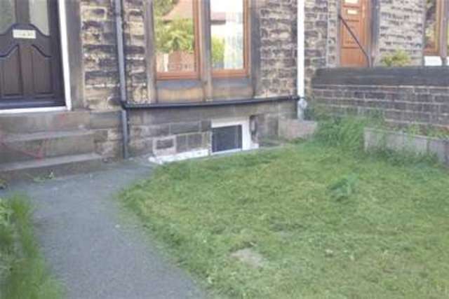  Image of 3 bedroom Detached house to rent in Luck Lane Paddock Huddersfield HD1 at Huddersfield, HD1 4QU