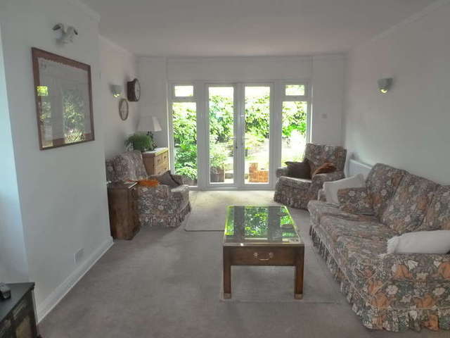  Image of 2 bedroom Detached house for sale in Lynne Close Selsdon South Croydon CR2 at South Croydon Selsdon, CR2 8QA