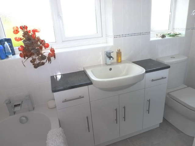  Image of 2 bedroom Detached house for sale in Lynne Close Selsdon South Croydon CR2 at South Croydon Selsdon, CR2 8QA