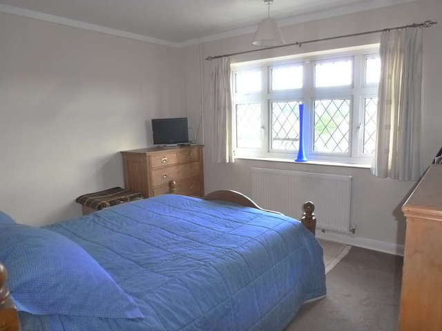  Image of 2 bedroom Detached house for sale in Lynne Close Selsdon South Croydon CR2 at South Croydon Selsdon, CR2 8QA