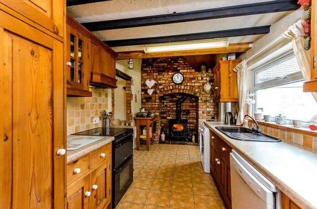  Image of 3 bedroom Detached house for sale in Main Road East Keal Spilsby PE23 at Main Road  East Keal, PE23 4BB