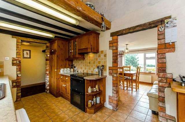  Image of 3 bedroom Detached house for sale in Main Road East Keal Spilsby PE23 at Main Road  East Keal, PE23 4BB