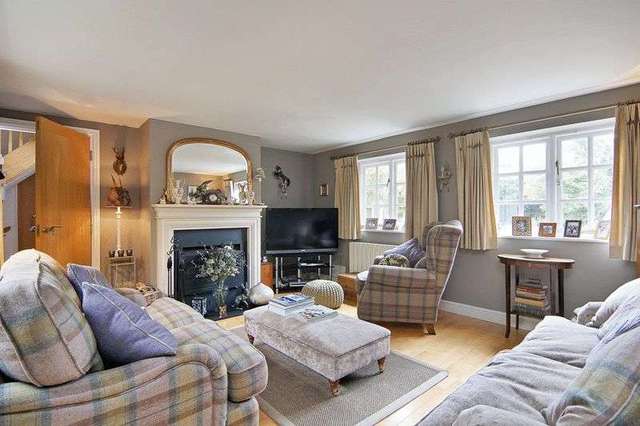  Image of 4 bedroom Property for sale in Main Street Farnsfield Newark NG22 at Main Street Farnsfield Newark, NG22 8EA