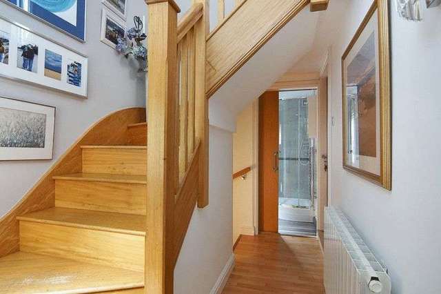  Image of 4 bedroom Property for sale in Main Street Farnsfield Newark NG22 at Main Street Farnsfield Newark, NG22 8EA
