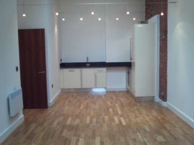  Image of 1 bedroom Apartment to rent in Pollard Street Manchester M4 at Malta Street Albion Works Manchester, M4 7AN