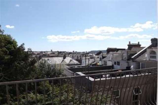  Image of 4 bedroom Flat to rent in Mannamead Road Mutley Plymouth PL4 at Plymouth, PL4 7AF