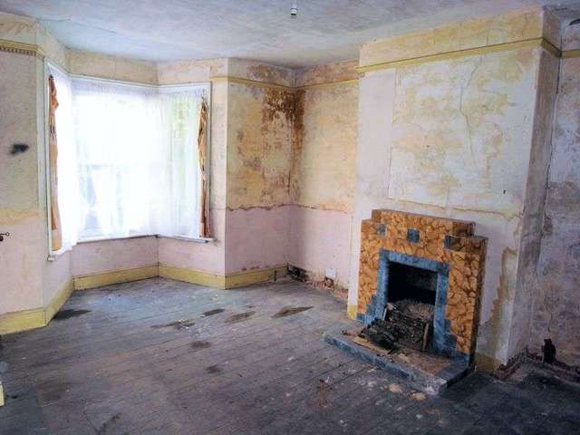  Image of 3 bedroom Detached house for sale in Manor Road Guildford GU2 at Manor Road  Guildford, GU2 9NQ