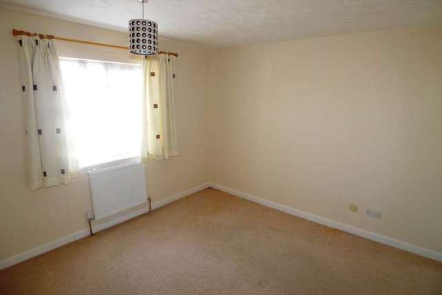  Image of 2 bedroom Flat to rent in Manor Road Sidcup DA15 at Manor Road  Sidcup, DA15 7HX