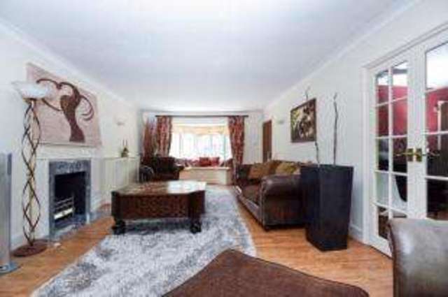  Image of 4 bedroom Detached house for sale in Mavelstone Road Bromley BR1 at Bromley  Bickley, BR1 2PB