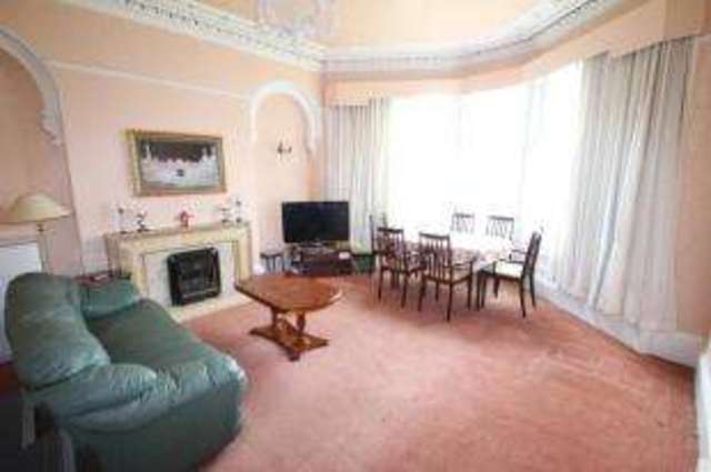  Image of 4 bedroom Semi-Detached house for sale in Maxwell Drive Glasgow G41 at Pollokshields Glasgow Glasgow, G41 5DS
