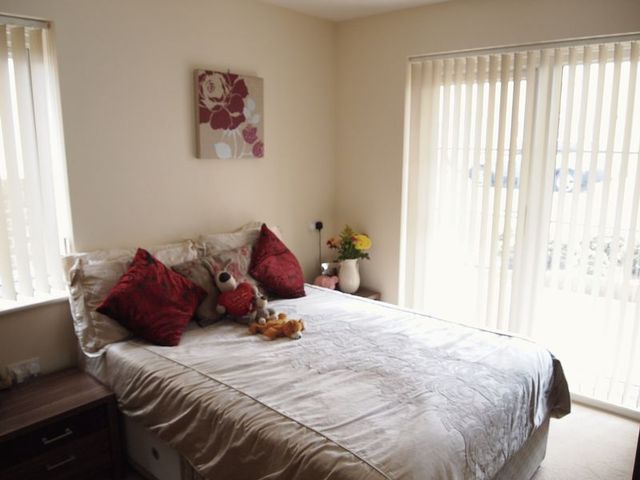  Image of 2 bedroom Flat for sale in Mckay Avenue Torquay TQ1 at Mckay Avenue  Torquay, TQ1 4FD