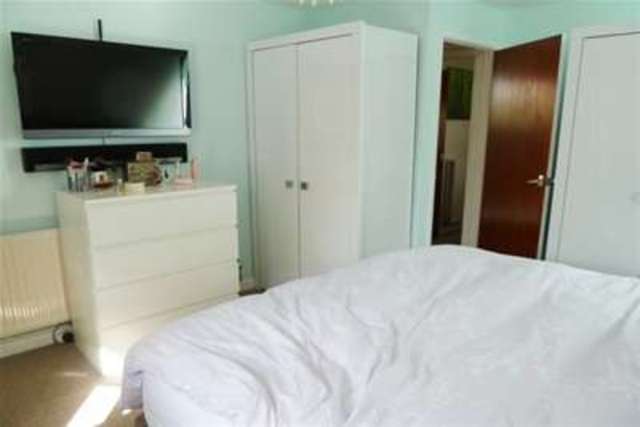  Image of 2 bedroom Flat to rent in Mead Road Stoke Gifford Bristol BS34 at Bristol, BS34 8PS