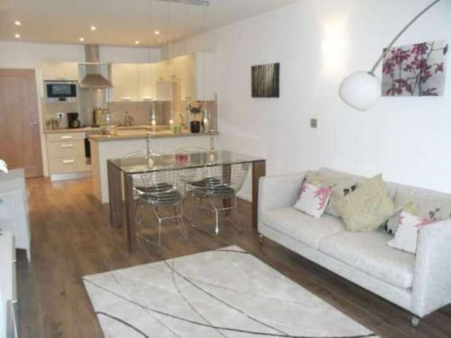  Image of 2 bedroom Apartment to rent in Mellor Road Ashton-under-Lyne OL6 at Mellor Road  Ashton Under Lyne, OL6 6QS