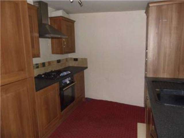  Image of 1 bedroom House Share to rent in Meltham Road Lockwood Huddersfield HD1 at Huddersfield  Huddersfield, HD1 3TJ