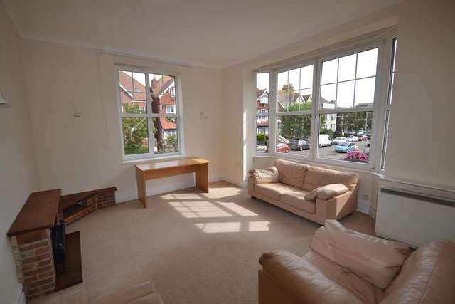  Image of 2 bedroom Flat to rent in Middlesex Road Bexhill-on-Sea TN40 at 6 Middlesex Road  Bexhill On Sea, TN40 1LP