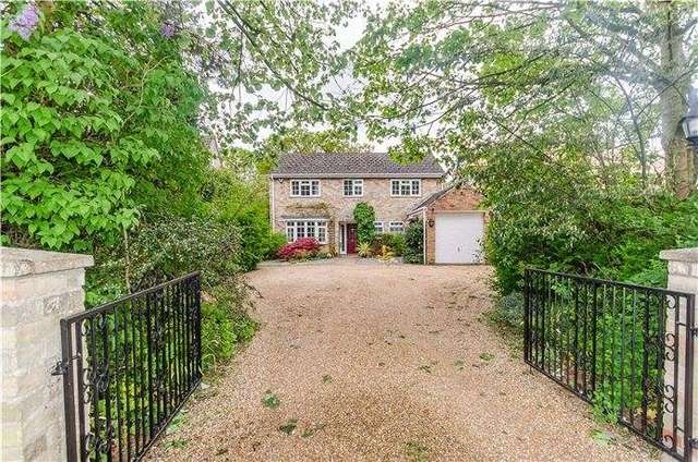  Image of 4 bedroom Detached house for sale in Mingle Lane Stapleford Cambridge CB22 at 22B Mingle Lane  Stapleford, CB22 5SY