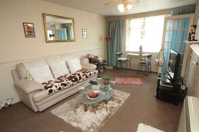  Image of 1 bedroom Flat for sale in Montague Hill South Bristol BS2 at Montague Hill South  Bristol, BS2 8HT