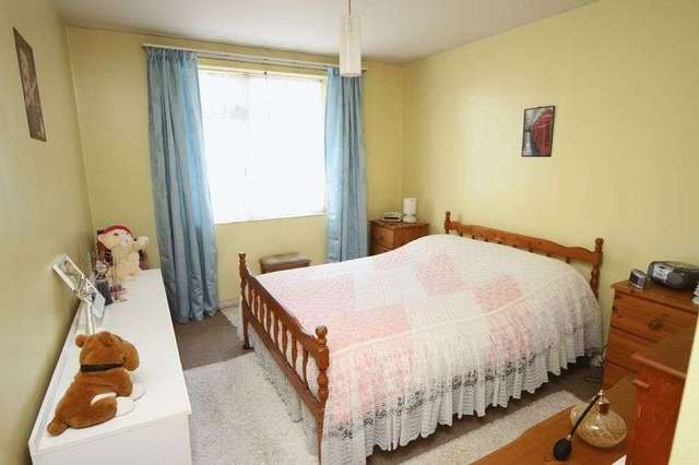  Image of 1 bedroom Flat for sale in Montague Hill South Bristol BS2 at Montague Hill South  Bristol, BS2 8HT