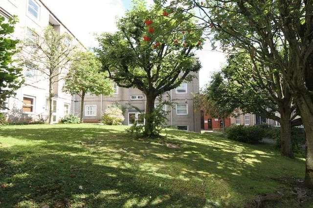  Image of 1 bedroom Flat for sale in Montague Hill South Bristol BS2 at Montague Hill South  Bristol, BS2 8HT