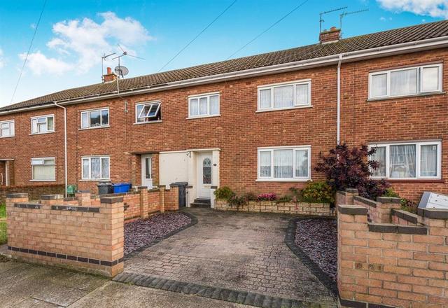  Image of 3 bedroom Terraced house for sale in Montgomery Avenue Lowestoft NR32 at Montgomery Avenue  Lowestoft, NR32 4DU