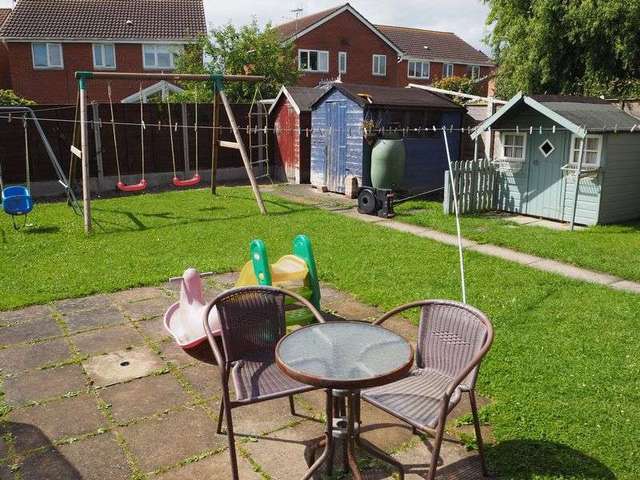  Image of 4 bedroom Detached house for sale in Moore Close Claypole Newark NG23 at Moore Close Claypole Newark, NG23 5AU