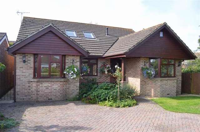 Image of 4 bedroom Bungalow for sale in Morleys Ashington Pulborough RH20 at Ashington West Sussex Ashington, RH20 3JN