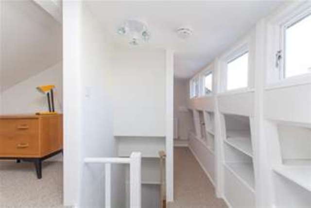  Image of 2 bedroom Flat to rent in Mortimer Square London W11 at London, W11 4BY