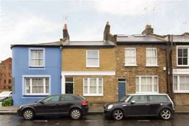  Image of 2 bedroom Flat to rent in Mortimer Square London W11 at London, W11 4BY