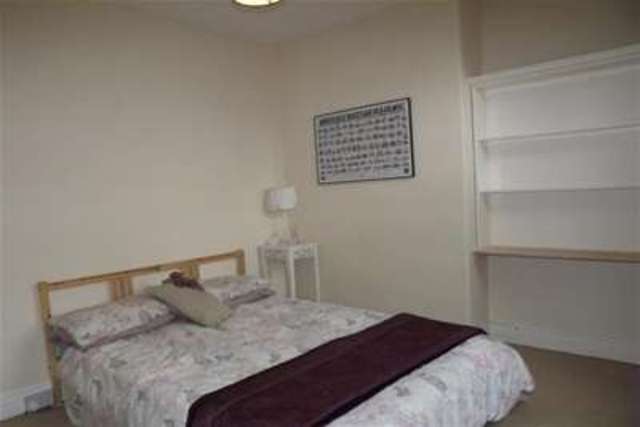  Image of 4 bedroom Terraced house to rent in Murray Road Sheffield S11 at Sheffield, S11 7GH
