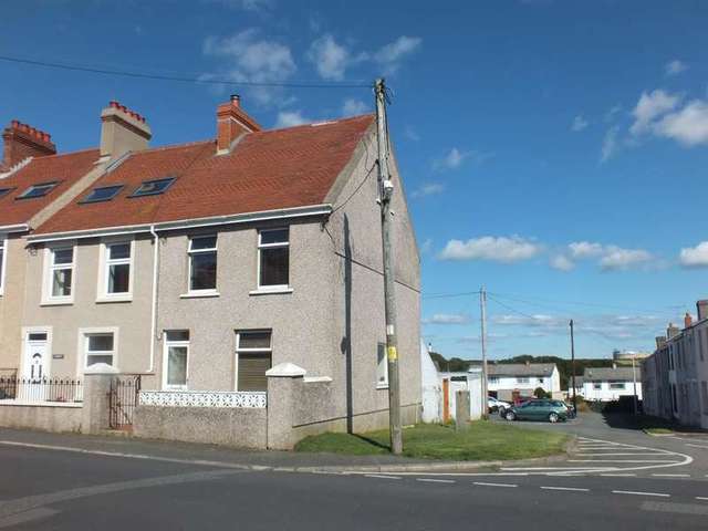  Image of 2 bedroom End of Terrace for sale in Murray Road Milford Haven SA73 at Milford Haven Pembrokeshire Milford Haven, SA73 2QB