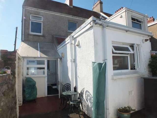  Image of 2 bedroom End of Terrace for sale in Murray Road Milford Haven SA73 at Milford Haven Pembrokeshire Milford Haven, SA73 2QB