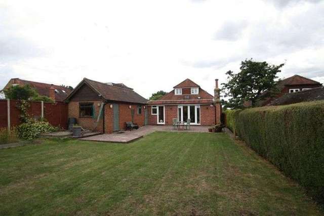  Image of 3 bedroom Detached house for sale in New Drive High Wycombe HP13 at New Drive  High Wycombe, HP13 6JS