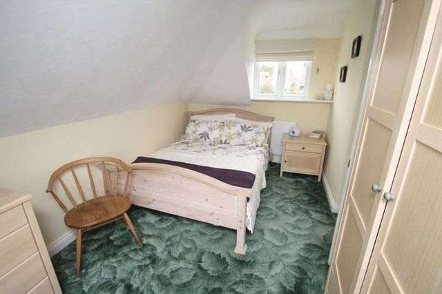  Image of 3 bedroom Detached house for sale in New Drive High Wycombe HP13 at New Drive  High Wycombe, HP13 6JS