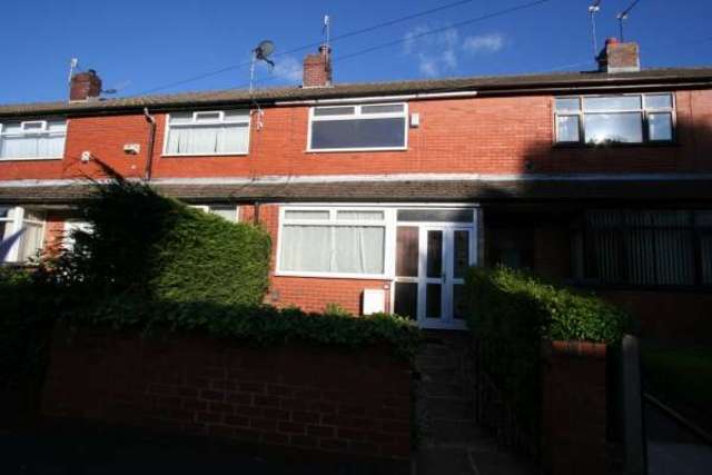  Image of 2 bedroom Terraced house to rent in New Earth Street Oldham OL4 at Oldham OL4 5EX Oldham, OL4 5EX