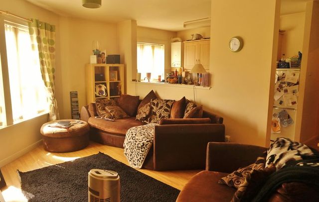  Image of 2 bedroom Flat for sale in New Mill Road Kilmarnock KA1 at New Mill Road  Kilmarnock, KA1 3JF