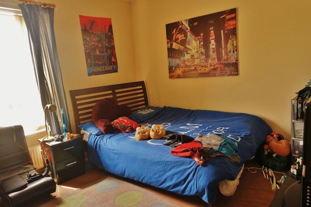  Image of 2 bedroom Flat for sale in New Mill Road Kilmarnock KA1 at New Mill Road  Kilmarnock, KA1 3JF