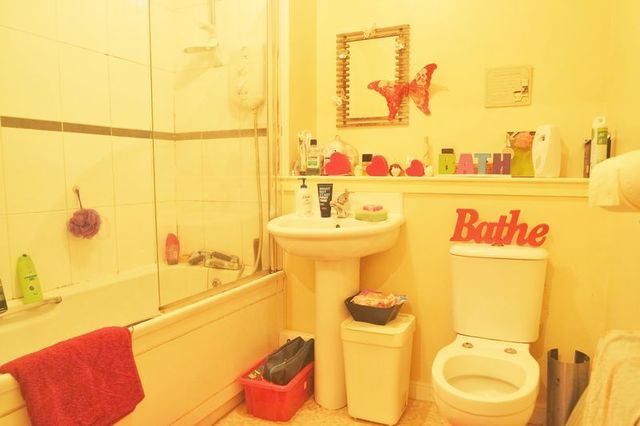  Image of 2 bedroom Flat for sale in New Mill Road Kilmarnock KA1 at New Mill Road  Kilmarnock, KA1 3JF