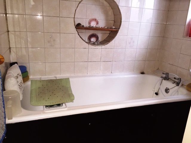  Image of 3 bedroom Semi-Detached house for sale in Ipswich Road Colchester CO4 at Colchester, CO4 0EL