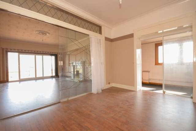  Image of 3 bedroom Detached house for sale in Normand Road Dysart Kirkcaldy KY1 at Kirkcaldy, KY1 2XJ