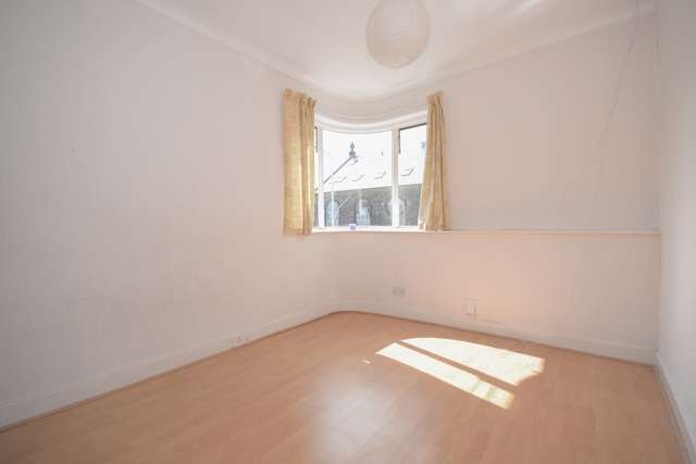  Image of 3 bedroom Detached house for sale in Normand Road Dysart Kirkcaldy KY1 at Kirkcaldy, KY1 2XJ