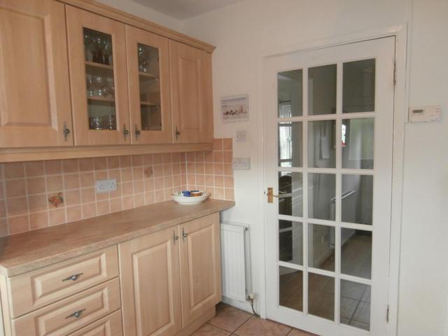  Image of 2 bedroom Flat to rent in North End Cambusbarron Stirling FK7 at Stirling Town Stirling Stirling, FK7 9LH