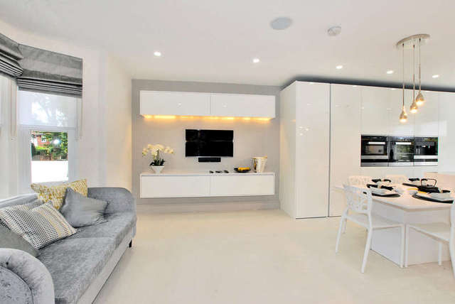  Image of 5 bedroom Detached house for sale in Albany Park Road Kingston upon Thames KT2 at Kingston Upon Thames Norbiton, KT2 5SW