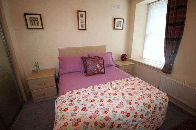  Image of 3 bedroom Property for sale in North Overgate Kinghorn Burntisland KY3 at North Overgate Kinghorn Burntisland, KY3 9XJ