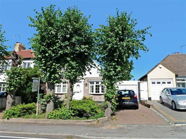  Image of 3 bedroom Bungalow for sale in North Road Havering-Atte-Bower Romford RM4 at Havering-Atte-Bower Romford Havering-Atte-Bower, RM4 1PR