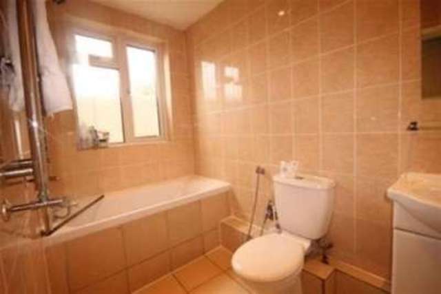  Image of 3 bedroom Detached house to rent in Northbrook Road Croydon CR0 at Croydon, CR0 2QL