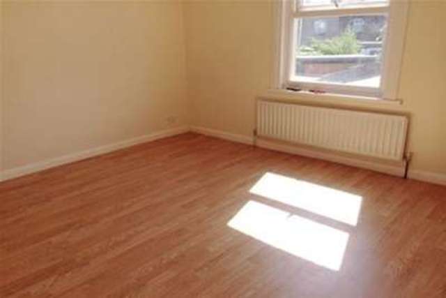  Image of 3 bedroom Detached house to rent in Northbrook Road Croydon CR0 at Croydon, CR0 2QL