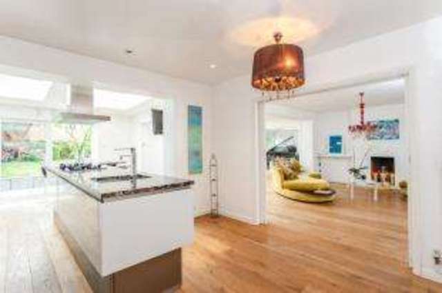  Image of 6 bedroom Detached house for sale in Old Barn Lane Croxley Green Rickmansworth WD3 at Croxley Green Rickmansworth Croxley Green, WD3 3HU