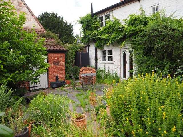  Image of 3 bedroom Semi-Detached house for sale in Old Bell Lane Carlton-on-Trent Newark NG23 at Old Bell Lane Carlton-On-Trent Newark, NG23 6UJ