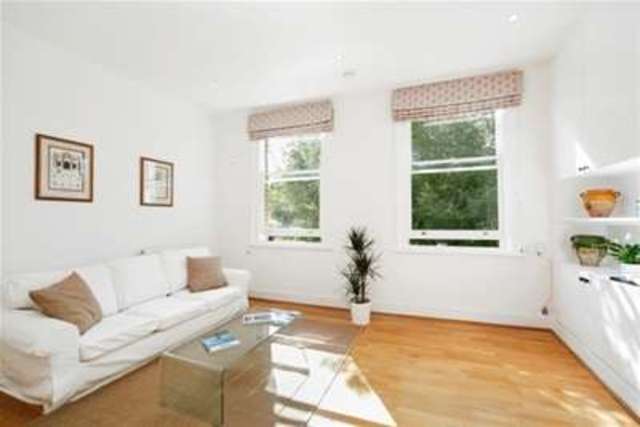  Image of 2 bedroom Flat to rent in Old York Road London SW18 at London, SW18 1SS